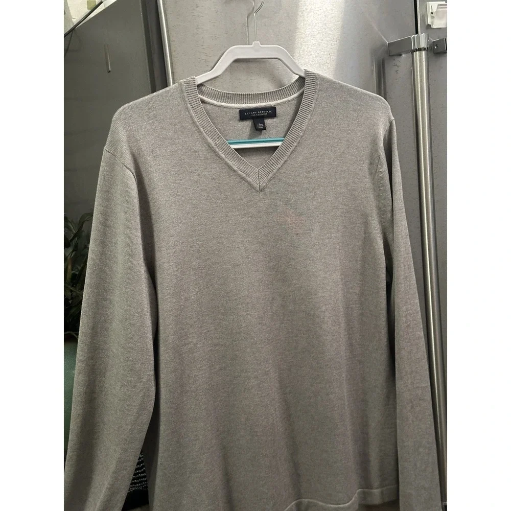 Banana Republic Men's Gray Silk Cashmere V-Neck Knit Pullover Sweater L